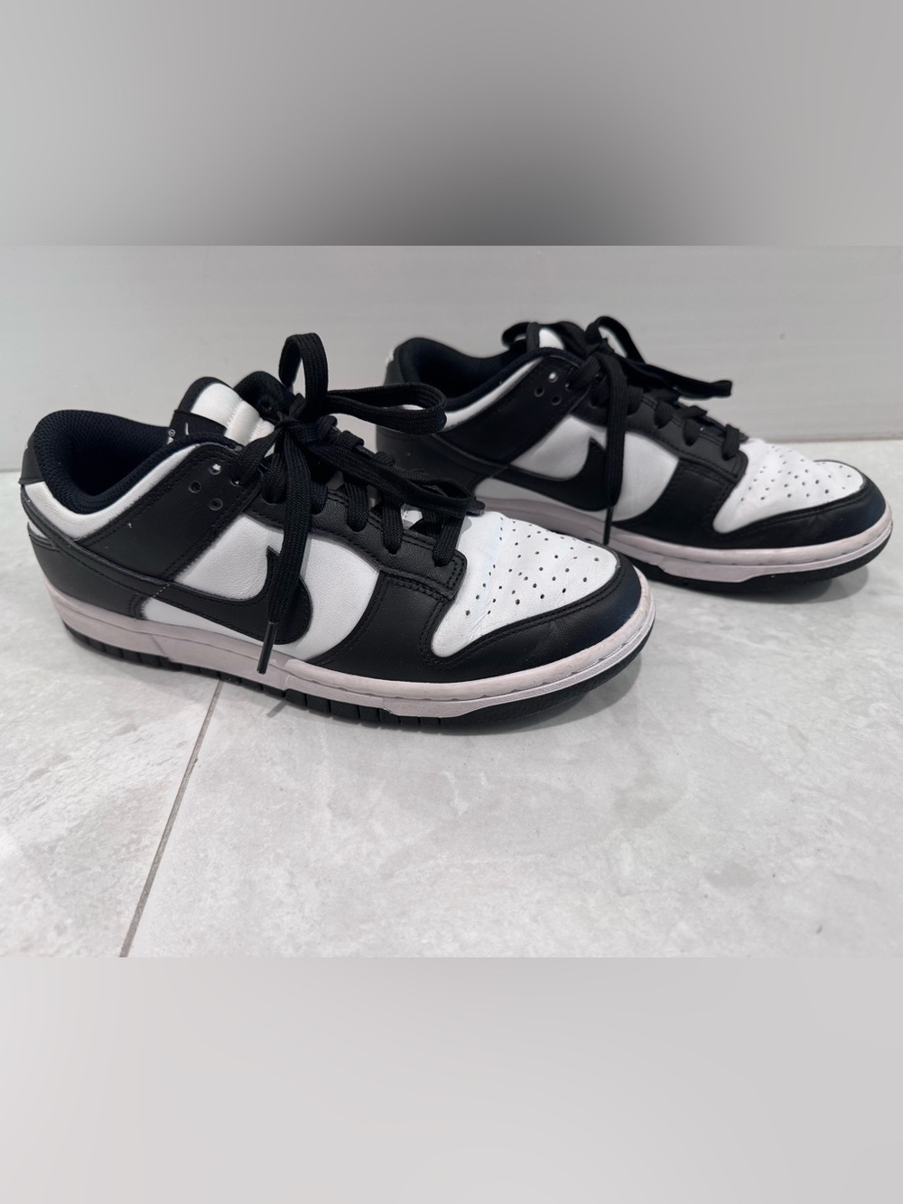 Nike Dunks Panda Black & White Low-Top Sneakers women’s US7